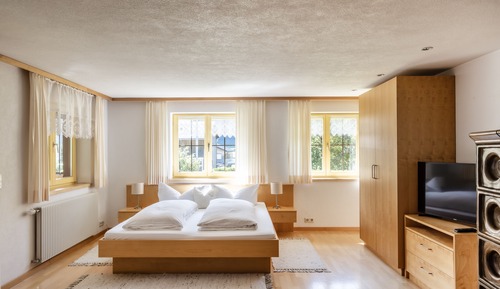 Apartamento Deluxe, 2 habitaciones, lanai (Alpenrose - 77€ Cleaning Fee)