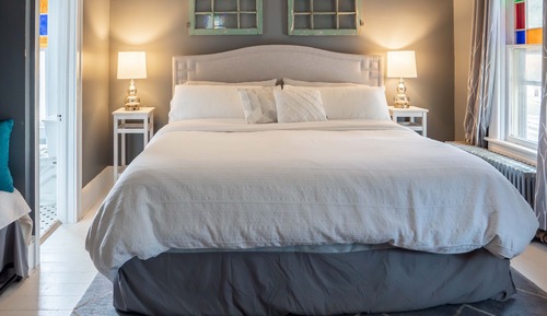 Delaware Room, 2nd Floor, 1 King Bed, 1 Daybed, and 1 Trundle Bed, Non Smoking, Private Bathroom