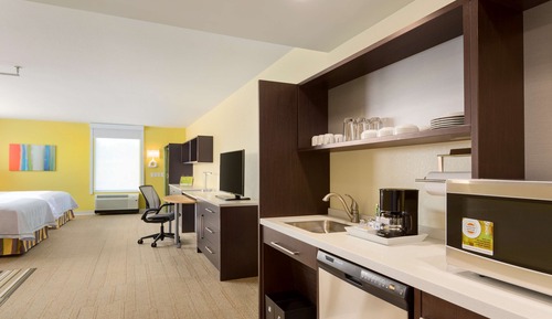 Estudio, 2 camas de matrimonio, no fumadores (mob/hearing acc w/ bathtub)