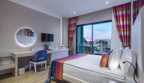 Wonderland Room