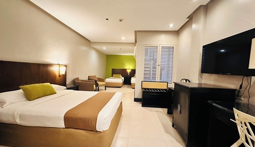 Habitación cuádruple familiar, balcón