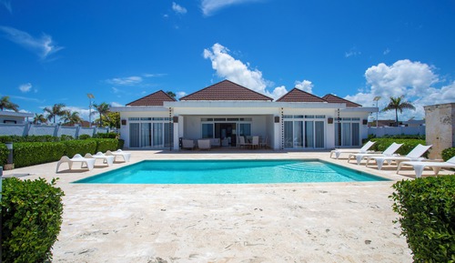 3 bedroom ocean front villa