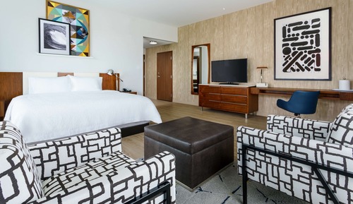 Estudio, 1 cama de matrimonio grande, no fumadores, balcón