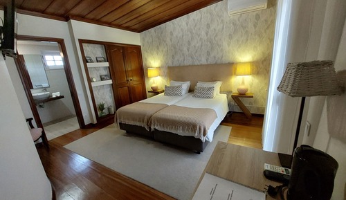 Habitación con 1 cama doble o 2 individuales