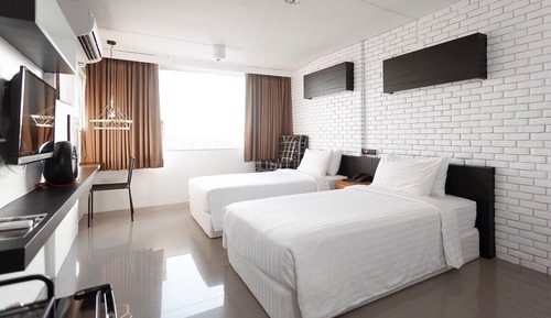 Superior Twin Room