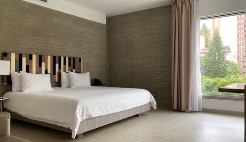 Habitación, 1 cama de matrimonio grande con sofá cama, no fumadores (Efficiency)