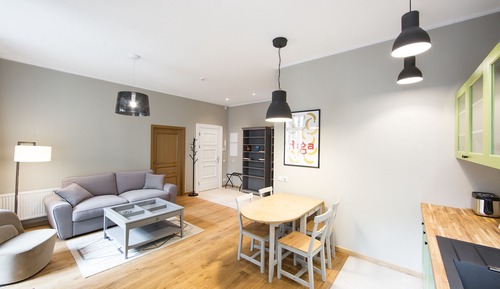 One Bedroom Apartment