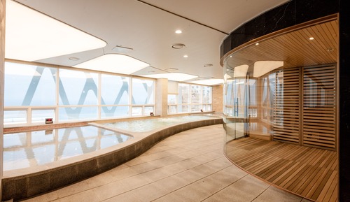 [SOLSOL PKG] Hotel Superior(Clean/Standard/Family Twin) - 1 bottle of wine + sauna for 2