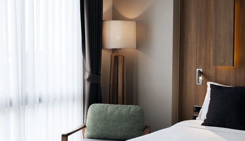 Habitación Premier con 1 cama doble o 2 individuales, vistas a la ciudad