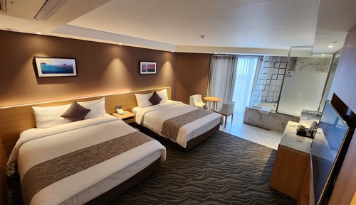 Suite junior, 2 camas dobles, vistas al mar