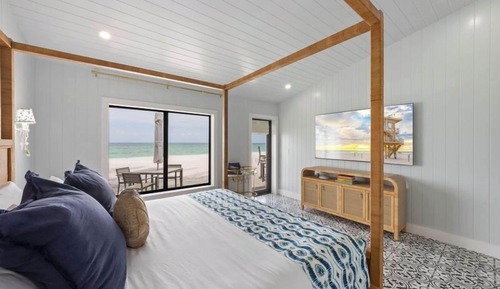 Habitación, 1 cama de matrimonio grande, frente a la playa (Studio #106)