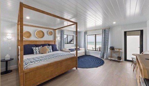 Suite de lujo, 2 habitaciones, frente a la playa (#101)