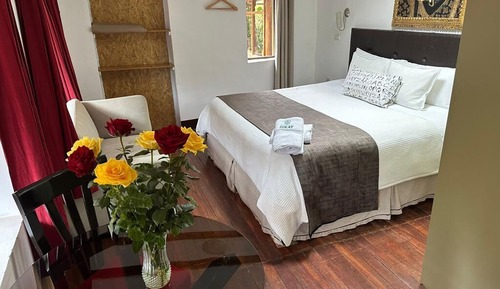 Habitación de luna de miel, baño privado, vistas a la montaña