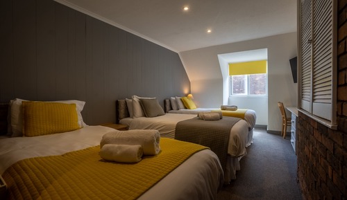 Habitación triple, baño privado (3 Single Beds)