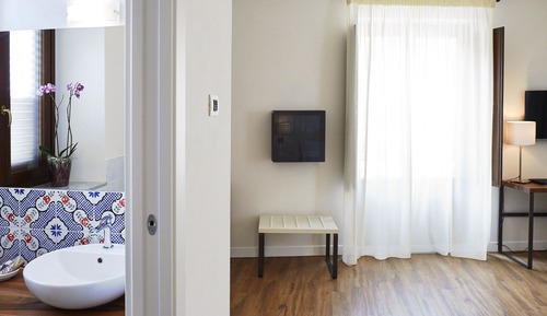 Suite junior, balcón