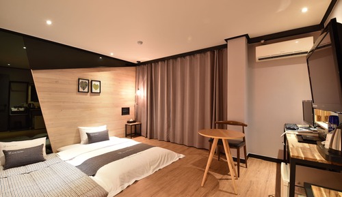 Deluxe Room (Ondol)