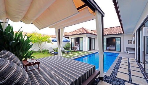 Villa, 1 habitación, piscina privada, en la zona del jardín