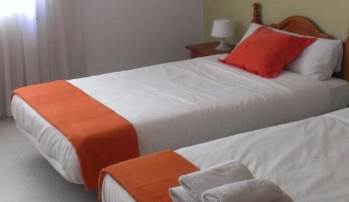 Habitación triple estándar, vistas a la montaña
