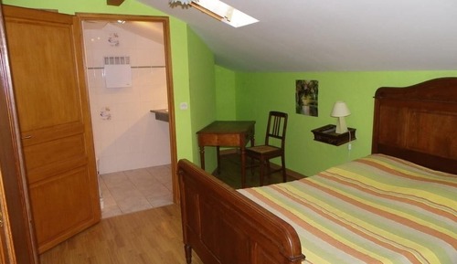 Habitación doble, baño privado