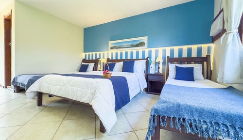 Habitación cuádruple estándar