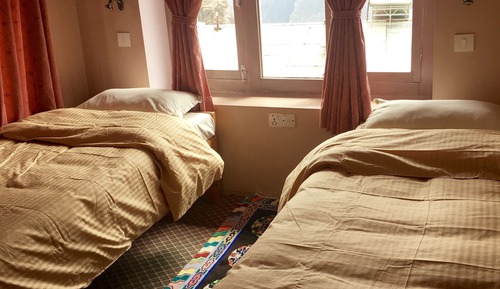 Habitación Deluxe con 1 cama doble o 2 individuales, vistas a la montaña, junto a la montaña