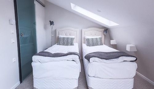 Habitación clásica con 2 camas individuales, 2 camas individuales