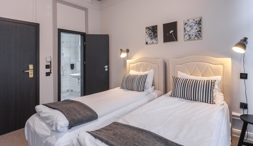 Habitación superior con 2 camas individuales