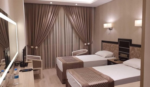Habitación estándar con 1 cama doble o 2 individuales