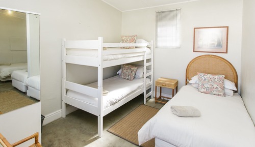 Habitación económica (Economy 6 sleeper)