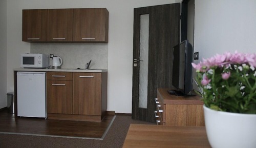 Habitación triple (with Private Bathroom)