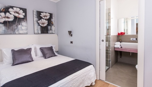 Estudio City, baño privado