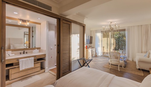 Deluxe Seaview Room