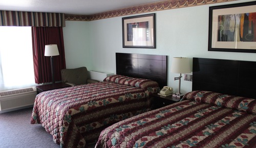 Habitación (2 Full Beds)