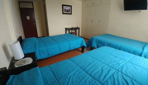 Habitación triple clásica