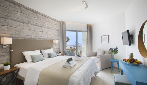 Deluxe Room Sea View with Business Lounge Access