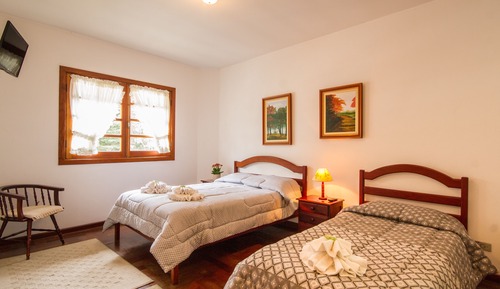 Habitación con 2 camas individuales