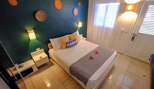 Habitación estándar doble, frigorífico, vistas a la piscina