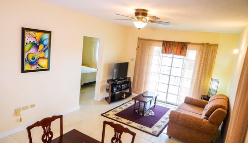 Apartamento exclusivo, 1 habitación, vistas a la ciudad, en la zona del patio