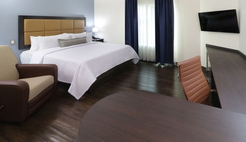 Suite estudio, 1 cama de matrimonio grande (Bidet and Tub)