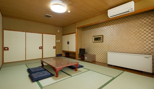 Habitación cuádruple estándar, no fumadores, baño compartido (Japanese-Style or Room withTatamiarea)