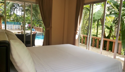 Villa familiar, 4 habitaciones, vistas al jardín