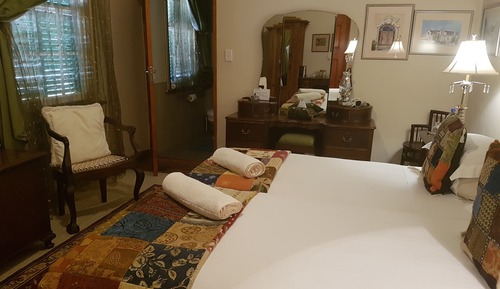 Habitación con 2 camas individuales
