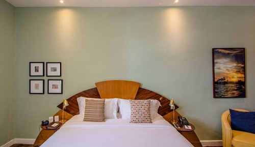 Deluxe Big Room
