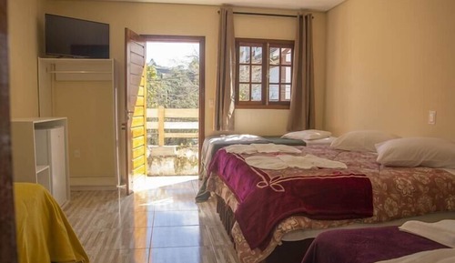 Habitación triple estándar, 1 habitación, vistas al jardín