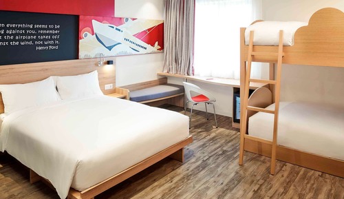 Habitación familiar, varias camas