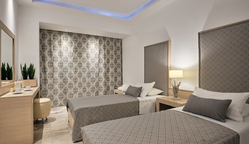 Habitación superior, vistas al jardín