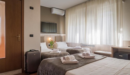 Habitación cuádruple clásica