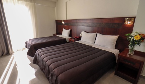 Triple Room, Pool View