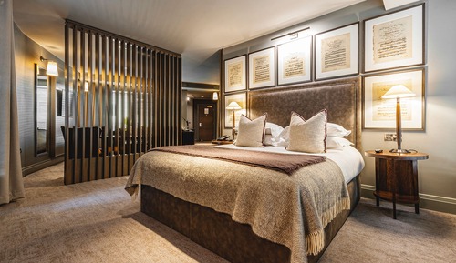 Suite Signature