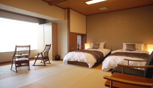 Habitación (Japanese Western, with Hot Spring)